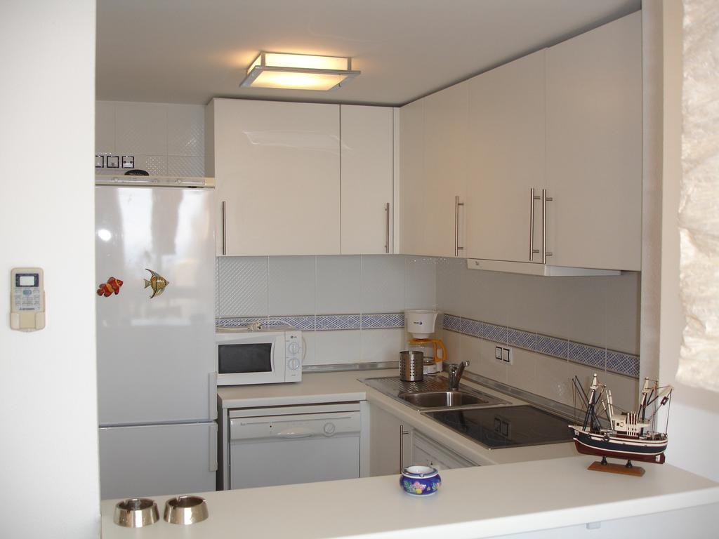 بينايدورم Villamarina Apartments - Zand Properties الغرفة الصورة
