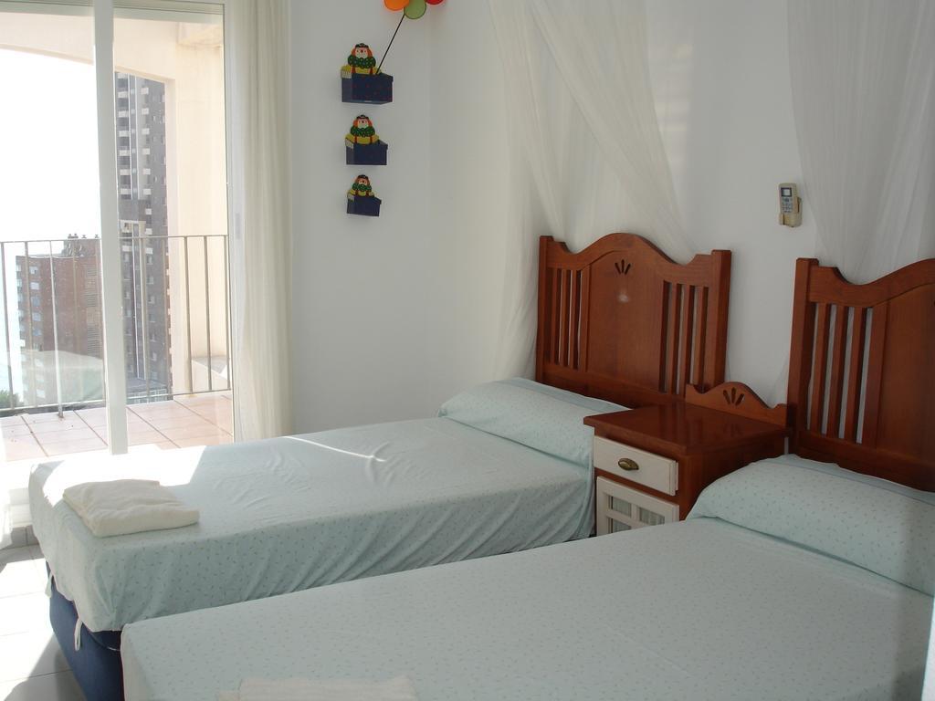 بينايدورم Villamarina Apartments - Zand Properties الغرفة الصورة
